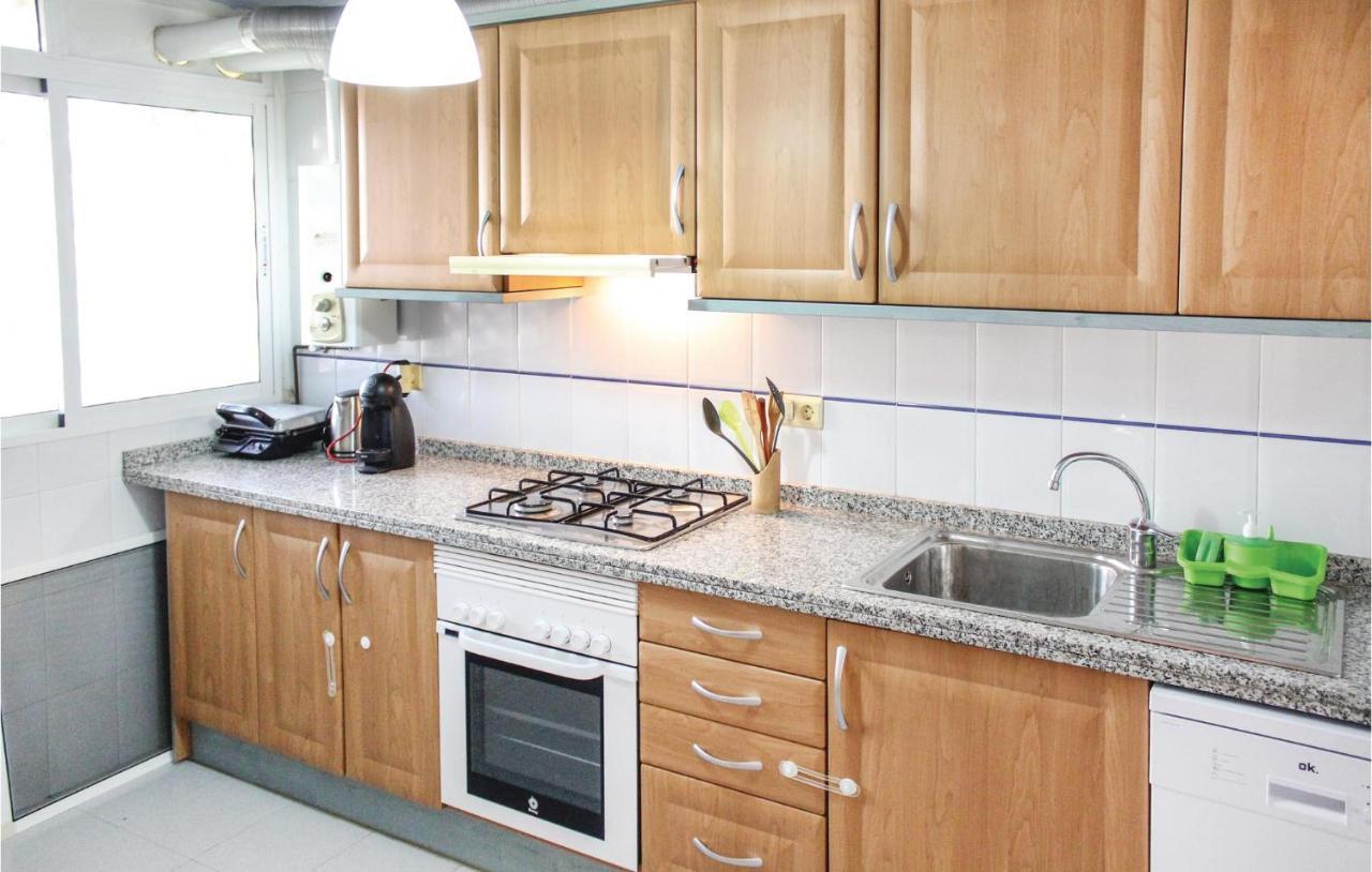 2 Bedroom Pet Friendly Apartment In Аликанте Экстерьер фото
